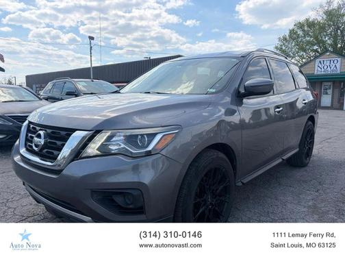 2019 Nissan Pathfinder S