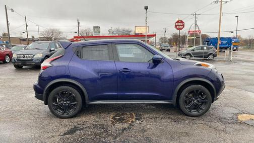 2015 Nissan Juke SV Sport Utility 4D