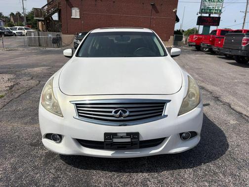 Moonlight White 2013 INFINITI G37x Base