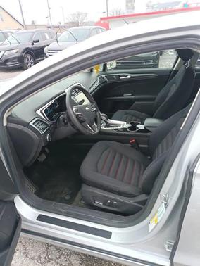 2016 Ford Fusion Hybrid SE