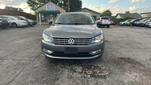 2014 Volkswagen Passat 3.6L V6 DSG SEL Premium