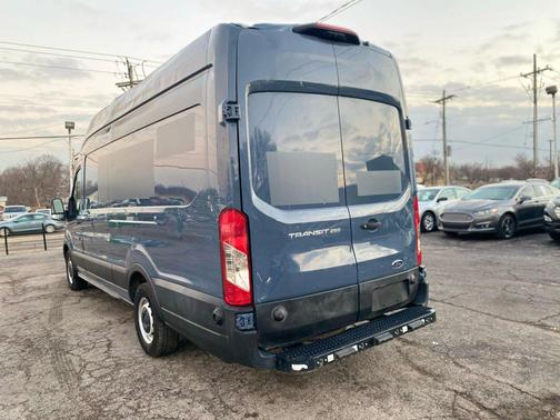 2020 Ford Transit-250 Base