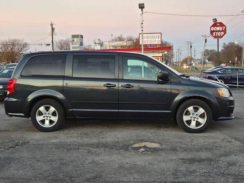 2013 Dodge Grand Caravan SE