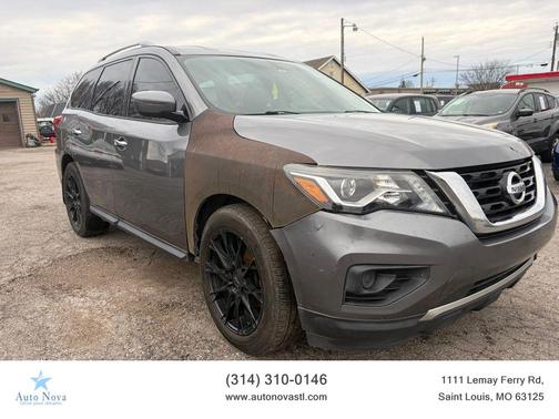 2019 Nissan Pathfinder S