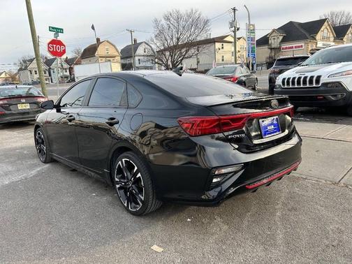 2021 Kia Forte GT-Line
