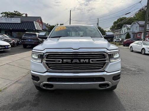 Bright White Clear Coat 2024 RAM 1500 Laramie