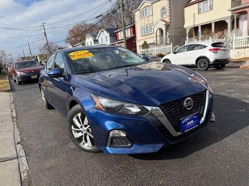 2022 Nissan Altima S FWD