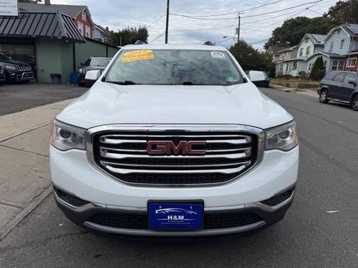 2017 GMC Acadia SLE-2