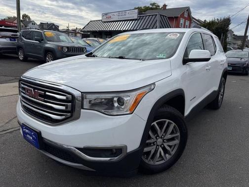 2017 GMC Acadia SLE-2
