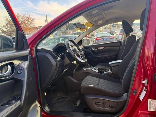 2018 Nissan Rogue Sport SV