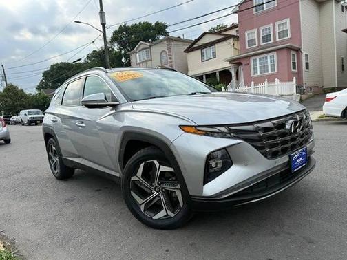 Shimmering Silver 2022 Hyundai TUCSON Limited