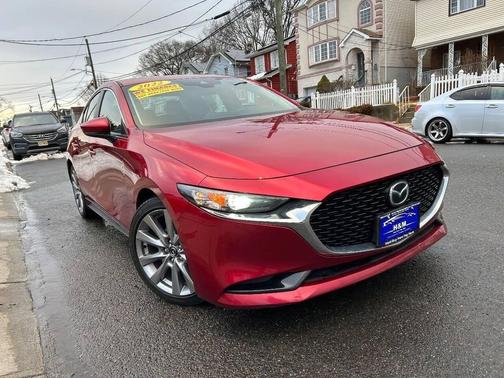 2022 Mazda Mazda3 FWD w/Preferred Package