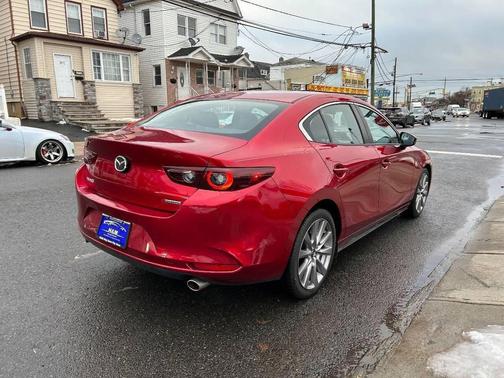 2022 Mazda Mazda3 FWD w/Preferred Package