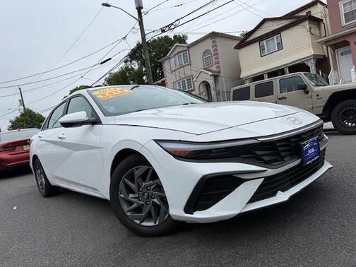 Serenity White Pearl 2024 Hyundai ELANTRA SEL