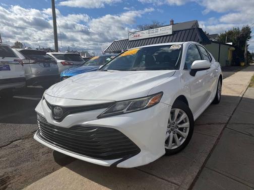 2019 Toyota Camry LE