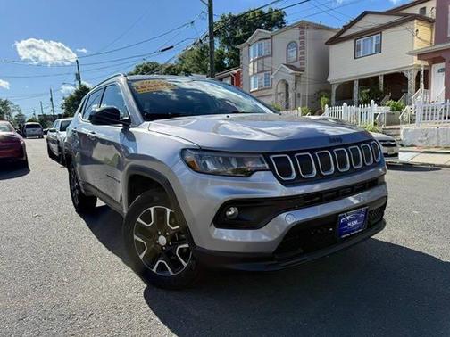 Billet Silver Metallic Clearcoat 2022 Jeep Compass Latitude