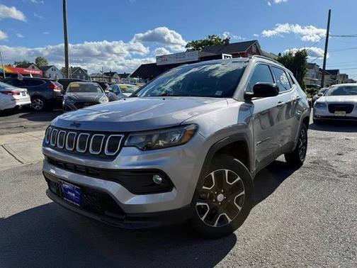 Billet Silver Metallic Clearcoat 2022 Jeep Compass Latitude
