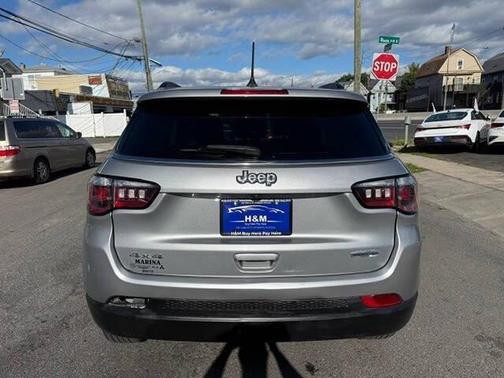 Billet Silver Metallic Clearcoat 2022 Jeep Compass Latitude