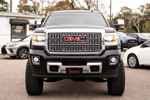 2017 GMC Sierra 2500 Denali