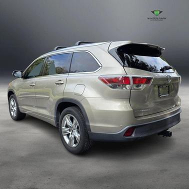 2016 Toyota Highlander Limited Platinum
