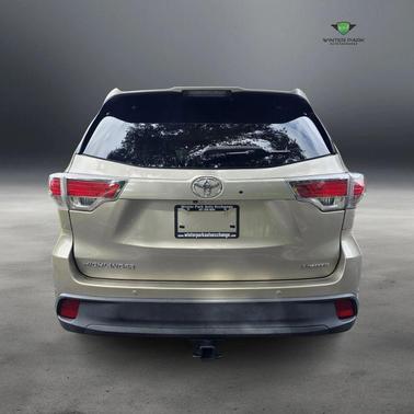 2016 Toyota Highlander Limited Platinum