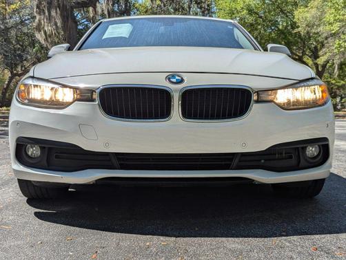 2017 BMW 320 i