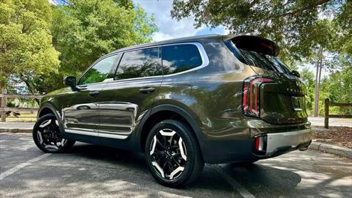 2023 Kia Telluride EX