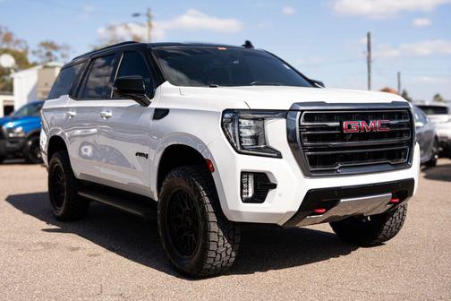 2023 GMC Yukon 4WD AT4