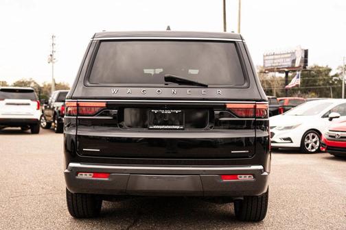 2022 Jeep Wagoneer Series II 4x4