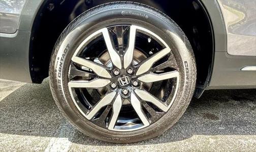 2021 Honda Pilot Touring 8-Passenger