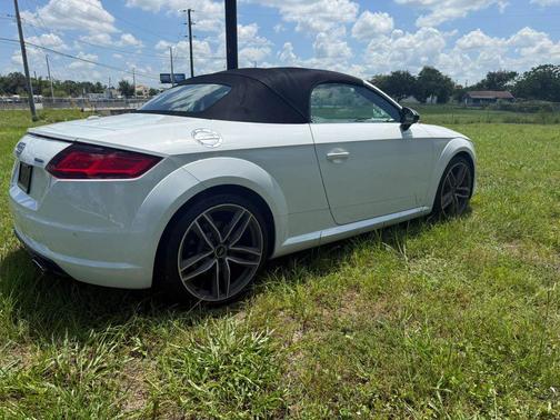 White 2017 Audi TT 2.0T