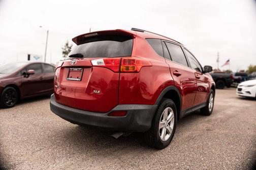 2013 Toyota RAV4 XLE