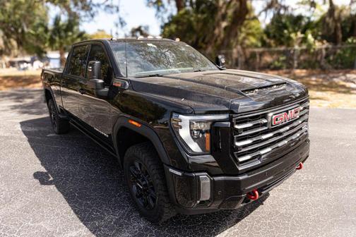 2024 GMC Sierra 2500 AT4