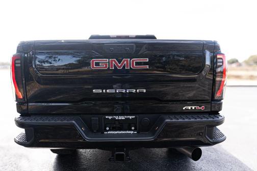 2024 GMC Sierra 2500 AT4