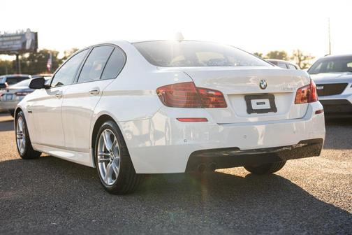 2014 BMW 528 528i Sedan 4D