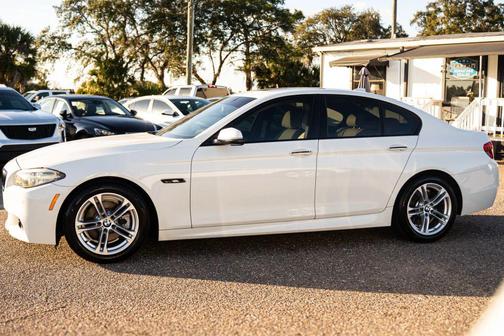 2014 BMW 528 528i Sedan 4D