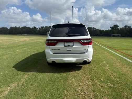 White Knuckle Clearcoat 2023 Dodge Durango R/T Plus RWD