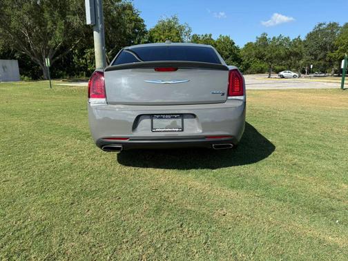 Ceramic Grey Clearcoat 2019 Chrysler 300 S