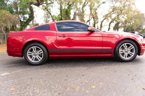 Red 2013 Ford Mustang V6 Premium