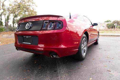 Red 2013 Ford Mustang V6 Premium