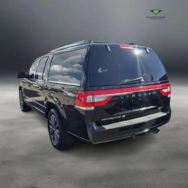 2016 Lincoln Navigator Select