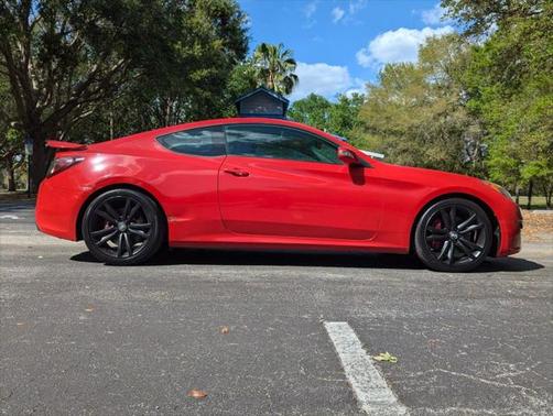 2011 Hyundai Genesis Coupe 3.8 Track