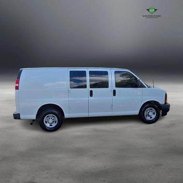 2017 Chevrolet Express 2500 Work Van