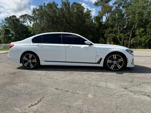 White 2017 BMW 740 740i Sedan 4D