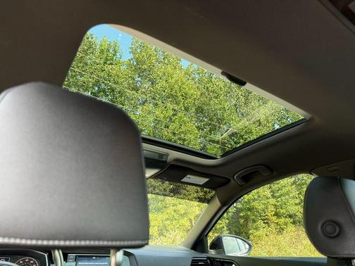 2019 Volkswagen Jetta 1.4T R-Line