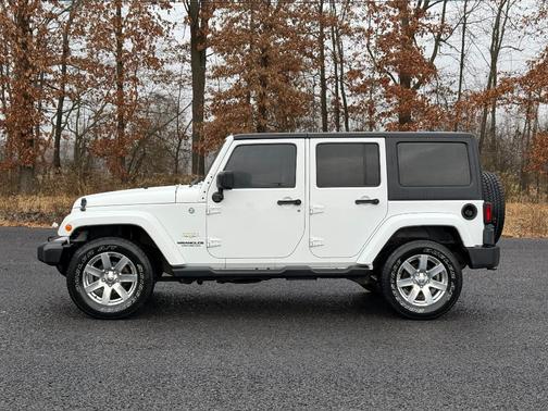 2012 Jeep Wrangler Unlimited Sahara