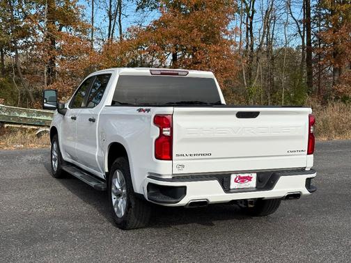 2019 Chevrolet Silverado 1500 Custom