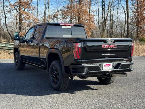 2026 GMC Sierra 2500 AT4