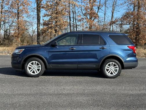2016 Ford Explorer Base