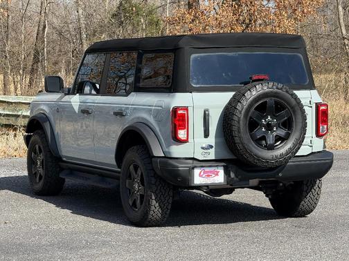 2024 Ford Bronco Black Diamond